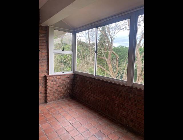 4 BEDROOM APARTMENT RENTED IN CLARENDON